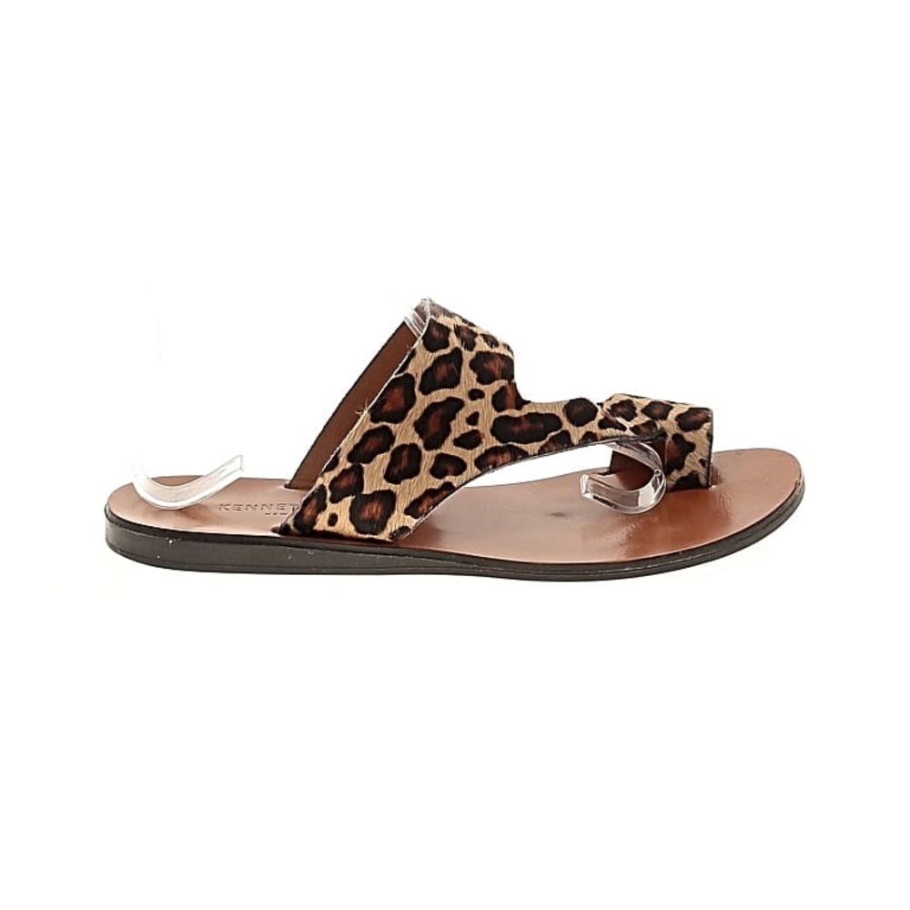 Kenneth Cole New York Leopard Print Toe-Loop Sandal in Brown and Black